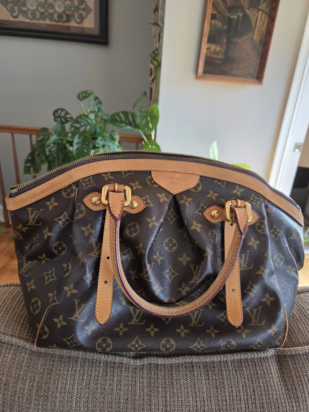Louis Vuitton classic louis